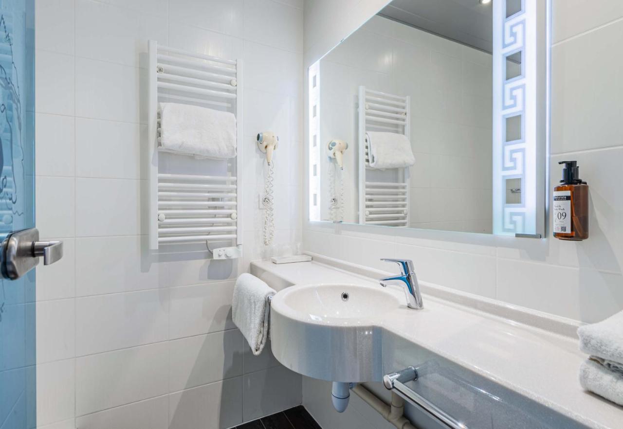 B&B Hotel Colmar Liberte 4 Etoiles Bagian luar foto