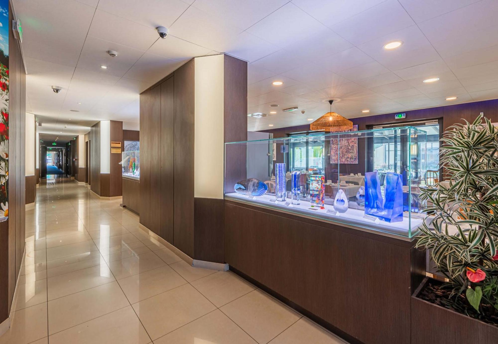 B&B Hotel Colmar Liberte 4 Etoiles Bagian luar foto